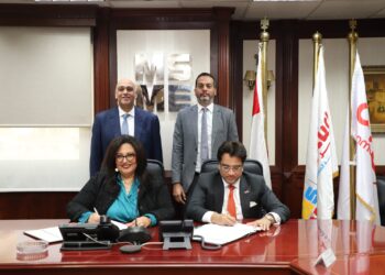 جهاز المشروعات يوقع عقدين مع شركة “تنميه” بقيمة 200 مليون جنيه