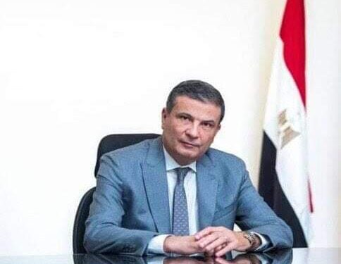 وزير الزراعة الجديد : توجيهات من القيادة السياسية بالإهتمام بالفلاح