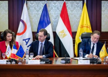 المركزي يوقع مذكرة تعاون مع الوكالة الفرنسية للتنمية لتنفيذ برنامج Finance in Common