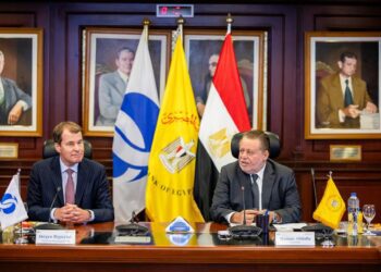 عاجل ..محافظ “المركزي المصري” يوقع على ميثاق مبادرة تمويل رائدات الأعمال “We-Fi”