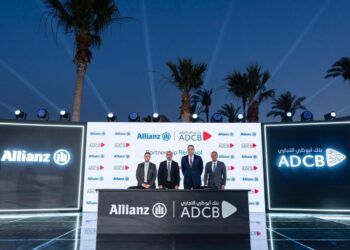 بنك أبو ظبي التجاري وأليانز لتأمينات الحياة يجددان شراكتهما لمدة 5 سنوات