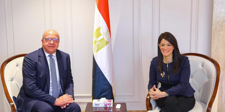 وزيرة التخطيط : بنك الاستثمار القومي يمثل أحد الأذرع الاقتصادية والاستثمارية المهمة للدولة