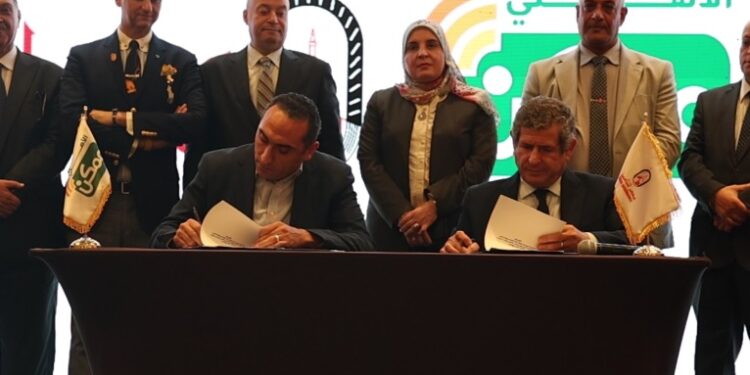 “مصر للتأمين” و”الأهلي ممكن “توقعان بروتوكول تعاون لتسهيل تحصيل أقساط الوثائق