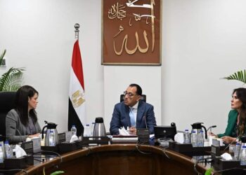 رئيس الوزراء يتابع تنفيذ خطة حوكمة الإنفاق الاستثماري