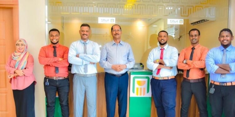 أول بنك أجنبي بمدينة عطبرة.. “الأهلي المصري” يبدأ مزاولة أعماله من مقره الجديد