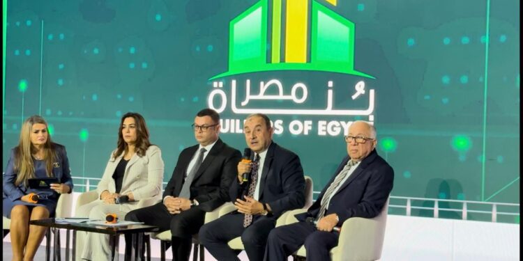 وزير قطاع الأعمال : التجربة المصرية خلال السنوات العشر الأخيرة تستحق أن تُروى