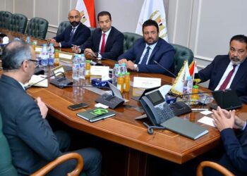 وزير التموين يلتقي بنك أبو ظبي الأول مصر لبحث التعاون المشترك