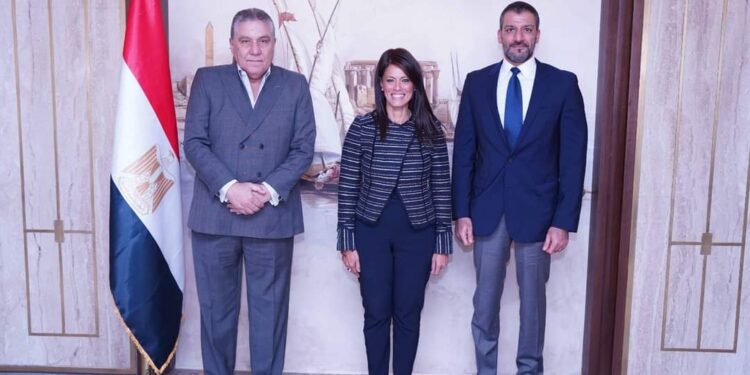 وزيرة التخطيط تبحث مع سي آي كابيتال دفع جهود جذب الاستثمار