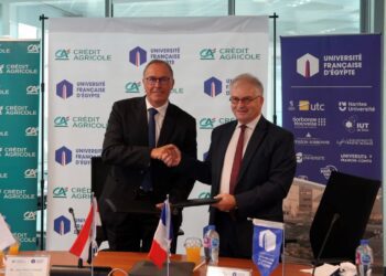 بنك كريدي أجريكول يُبرم شراكة مع الجامعة الفرنسية في مصر