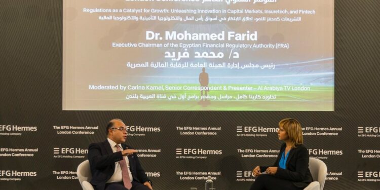 أبرز تصريحات رئيس الرقابة المالية بمؤتمر إي اف جي هيرميس الاستثماري في لندن