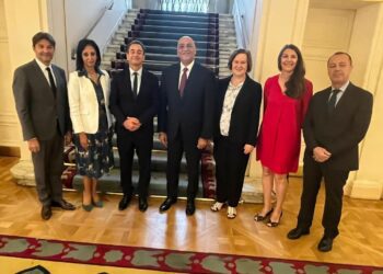 جهاز المشروعات يتعاون مع المؤسسات التنموية الفرنسية لتنفيذ برامج ومشروعات تنموية