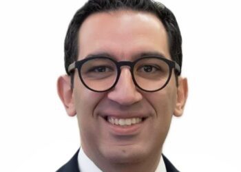 رئيس الوزراء يصدر قراراً بتعيين محمد مدحت قائماً بأعمال نائب الرئيس التنفيذي لجهاز المشروعات