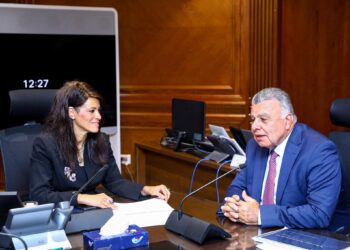 رئيس شركة أيادي : نستثمر في 10 شركات في قطاعات تنموية