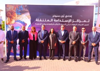 صناع الخير واي فاينانس يطلقان أول نموذج لمراكز الاستدامة المتنقلة