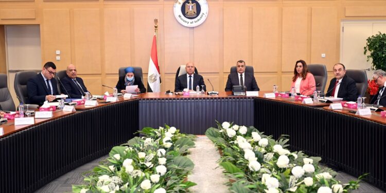 إصدار شهادات الإشراف الصحي والصلاحية للمنتجات الغذائية من هيئة سلامة الغذاء بداية من2025