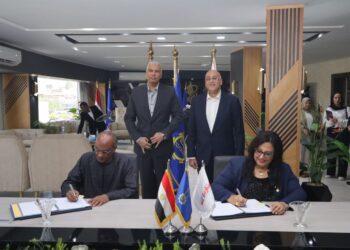 جهاز تنمية المشروعات يضخ 1.9 مليار جنيه في محافظة أسوان