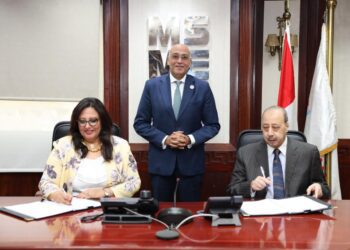 جهاز المشروعات يضخ 100 مليون جنيه للجمعية الإقليمية للتنمية والمشروعات بسوهاج