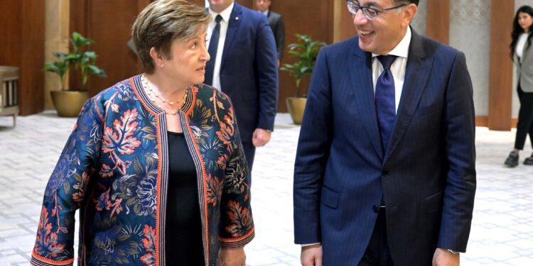 الحكومة تُراعي ألا يضع برنامج صندوق النقد الدولي أي أعباء إضافية على كاهل المواطنين