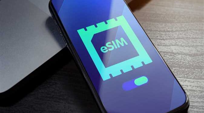 بعد إعلان قرب تفعيلها في مصر ..ما هى شريحة eSIM البديلة للشرائح التقليدية ؟