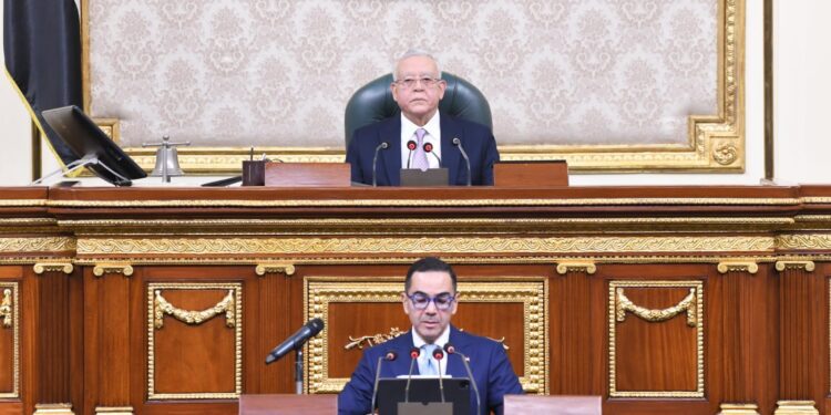 وزير الاستثمار : مصر تسعى لتشجيع الصادرات المصرية وزيادة تنافسيتها عالميًا