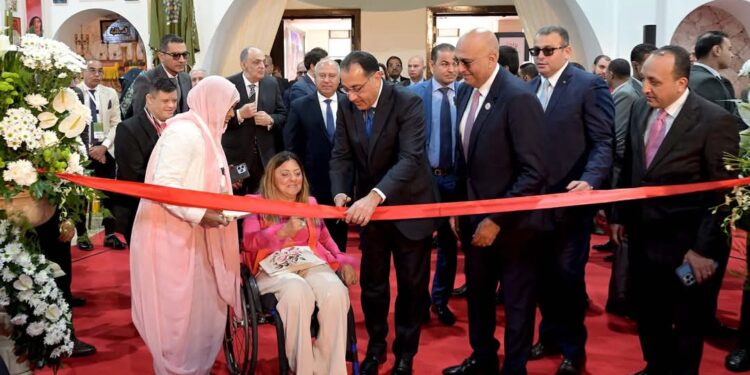 رئيس الوزراء يفتتح الدورة السادسة لمعرض “تراثنا 2024” لمنتجات الحرف اليدوية والتراثية