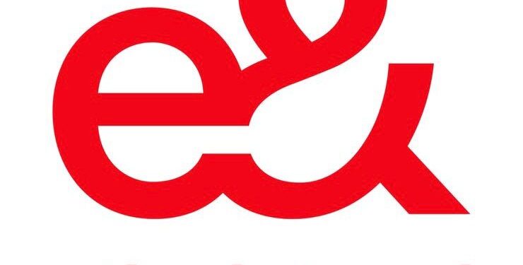 رسمياً ..إي آند مصر تطلق خدمة الشريحة المدمجة eSIM في السوق المصري