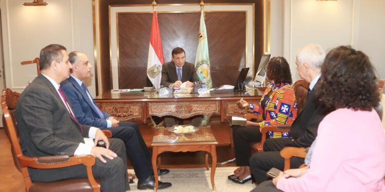 وزير الزراعة يبحث مع اللجنة الاقتصادية الافريقية بالامم المتحدة مبادرات دعم المرأة الريفية