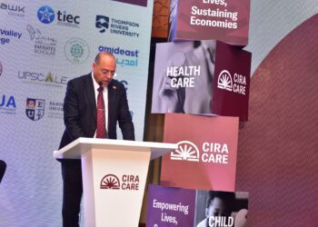 وزير العمل يدشن مبادرة “سيراكير” رسميا في مصر