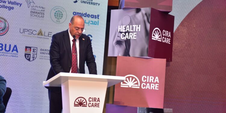 وزير العمل يدشن مبادرة “سيراكير” رسميا في مصر