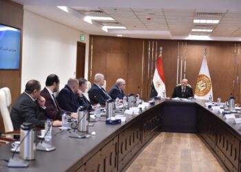 وزير العمل : دعم برامج وخطط تأهيل الشباب لسوق العمل في الداخل والخارج