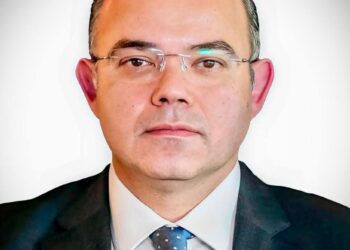 تعديل مواعيد بداية ونهاية السنة المالية لصناديق التأمين الخاصة وشركات التأمين وإعادة التأمين