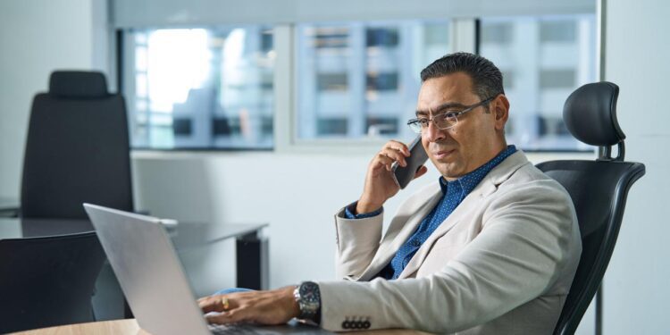 إي آند مصر تطلق رسميا خدمة مكالمات الـ «واي فاي»