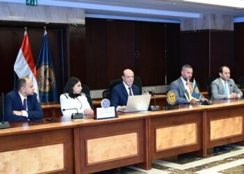 الرقابة المالية تواصل حواراتها المجتمعية بشأن تطبيق تعديلات قواعد القيد