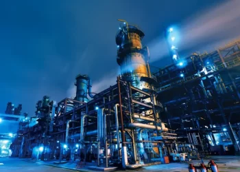 تفاصيل قرار حظر إقامة المنشآت الصناعية خارج المناطق المخصصة للصناعة