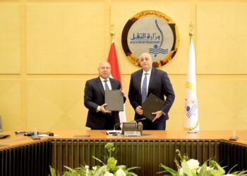 وزارة النقل وجهاز المشروعات يوقعان مذكرة تفاهم لتوفير فرص عمل للشباب بنظام “الفرانشايز”