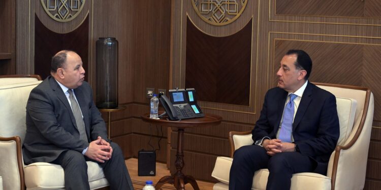 مجلس الوزراء : صرف الشريحة الرابعة من قرض صندوق النقد الدولي بقيمة 1.2 مليار دولار