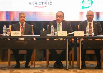 قطاع الأعمال العام تواصل تنفيذ رؤية طموحة لإعادة هيكلة وتطوير الشركات التابعة لها