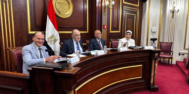 جهاز المشروعات يتعاون مع التنمية المحلية لتطوير التكتلات الإنتاجية في المحافظات