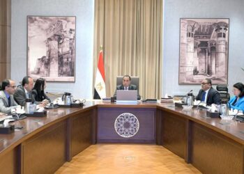 تفاصيل اجتماع هام بين رئيس الوزراء ووزيرة التضامن