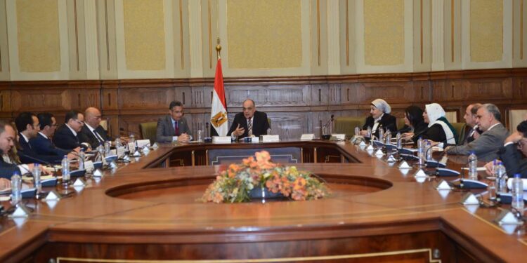 تفاصيل اجتماع جهاز المشروعات مع لجنة المشروعات الصغيرة بمجلس النواب