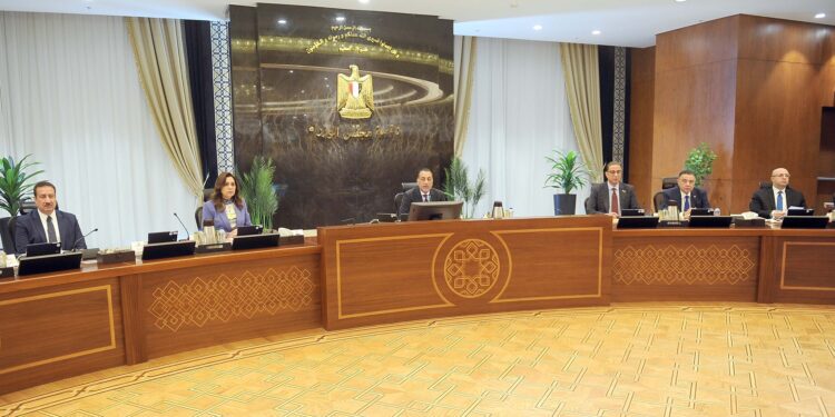 رئيس الوزراء للمحافظين : شغلنا الشاغل ضبط الأسواق والتعامل مع أي تجاوزات