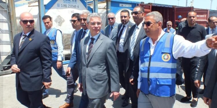 رئيس مصلحة الجمارك : نستهدف خفض زمن الإفراج الجمركي إلى يومين فقط بنهاية 2025