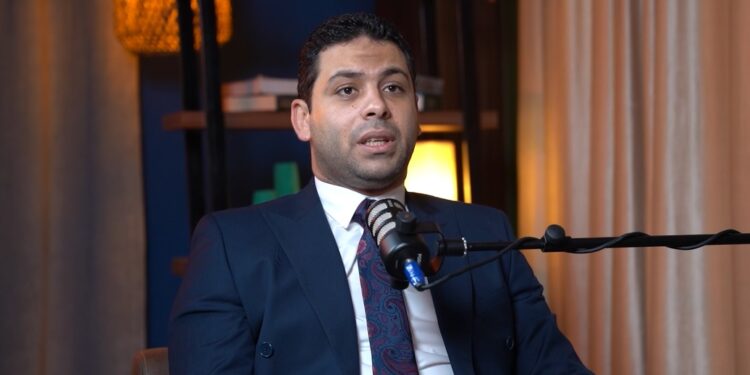 كريم السويدي رئيس مجلس إدارة الشركة المصرية للتمويل متناهي الصغر مكسب ضيف الحلقة المقبلة من بودكاست قعدة متناهي