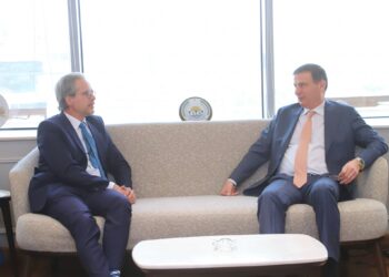 مصر تبحث مع هولندا التعاون في دعم وتمويل صغار المزارعين وتطوير التعاونيات