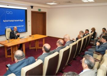 رئيس الرقابة المالية يلتقي بالسفراء المنقولين للعمل بالسفارات والبعثات المصرية بالخارج