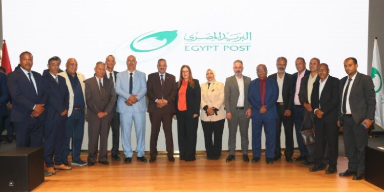 داليا الباز: “العاملون هم الثروة الحقيقية لهيئة البريد.. وأي فائض مالي مردوده الأول عليهم”