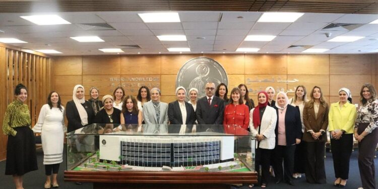 تعاون بين المركز الإقليمي للتمويل المستدام التابع للرقابة المالية وFulbright لتعزيز دور المرأة في مجالس الإدارة