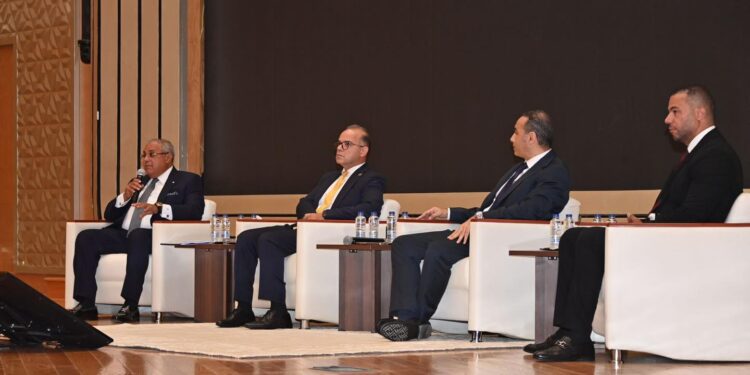 الرقابة الإدارية تنظم جلسة نقاشية بعنوان “أسواق المال وتنمية الاقتصاد المصري” بالتعاون مع الرقابة المالية والبورصة