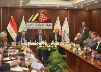 وزير التموين : الحكومة تعمل على وضع حلول عملية تضمن استمرار توافر السلع الأساسية بأسعار مناسبة