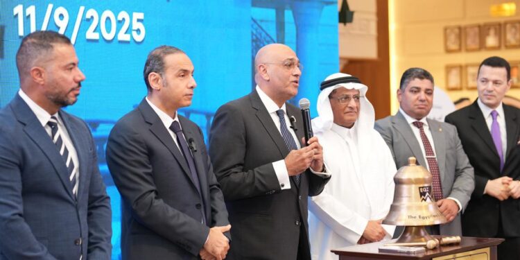 رئيس جهاز المشروعات يشارك في فاعليات الاحتفال بإنتقال أحد الشركات المتوسطة إلي السوق الرئيسي بالبورصة